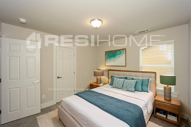 Building Photo - 8620 Guthrie Dr
