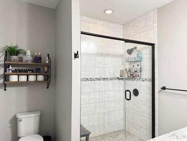 Building Photo - 1285 Sweet Grass Trail N