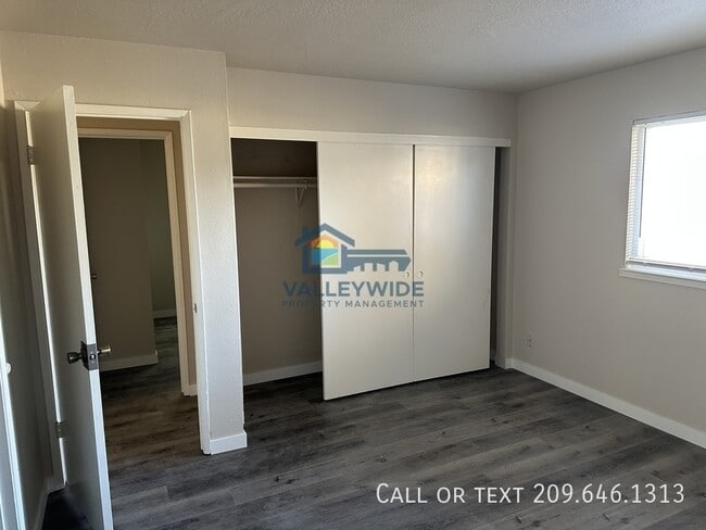 Building Photo - 9523 Cody Way