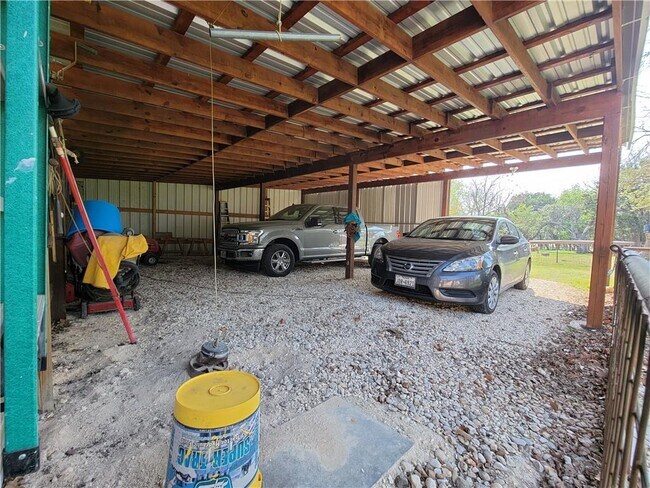 Building Photo - 12380 FM487