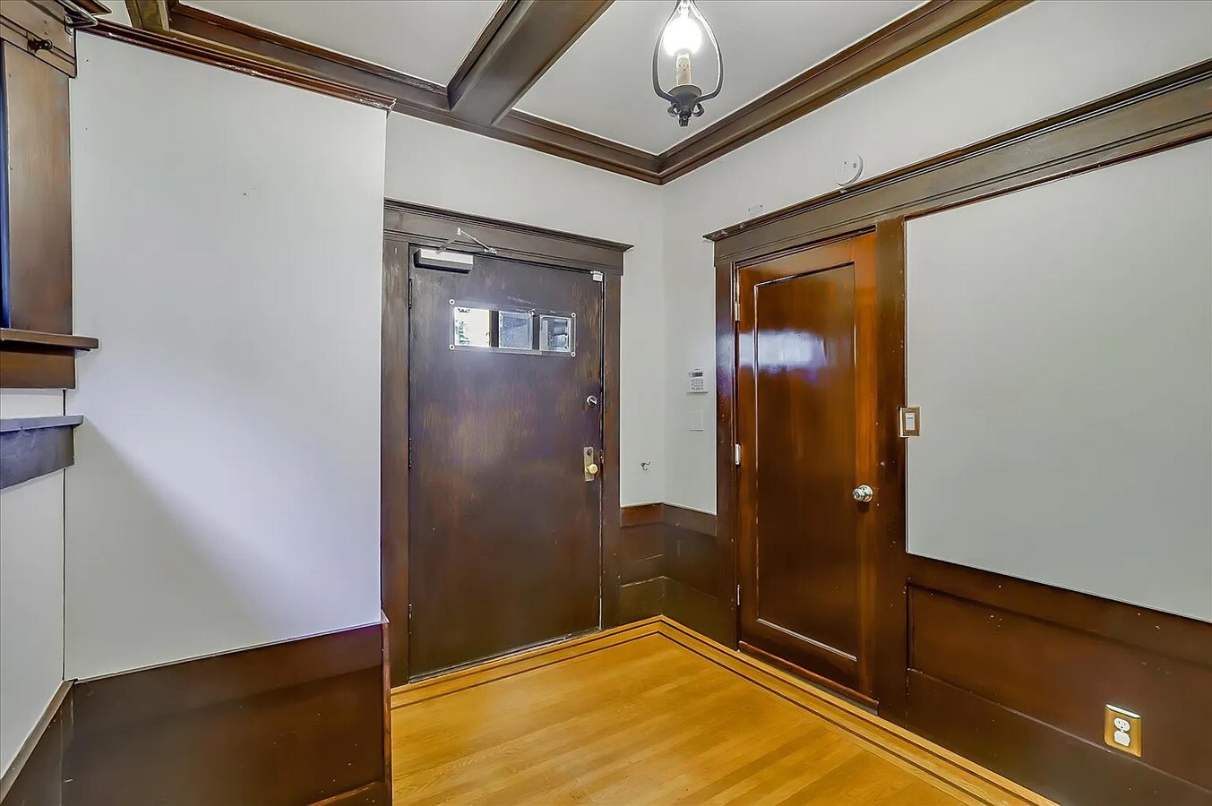 Building Photo - 27 Westall Ave