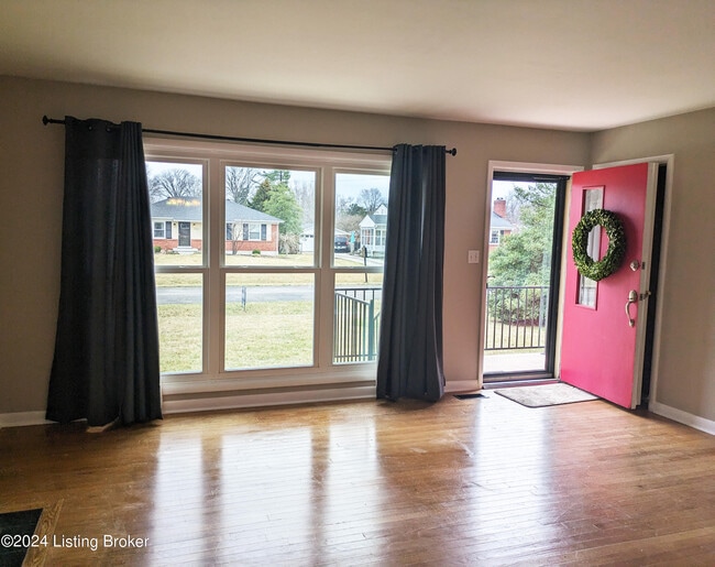 Building Photo - 4311 Kinloch Rd