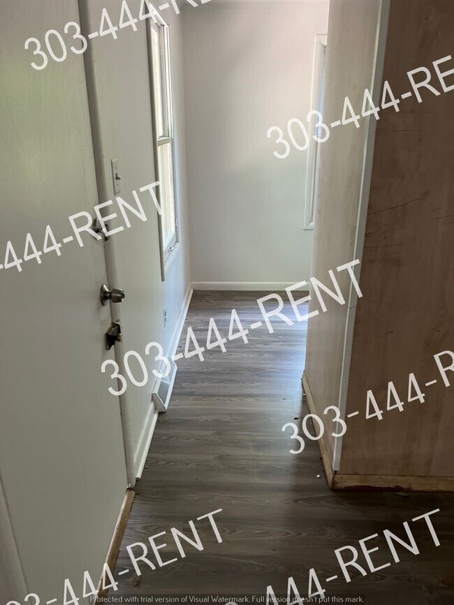 Building Photo - Look & Lease , 1st FULL month rent free, and Move In with in  14 days – 3-Bed Ranch Home Minutes ...