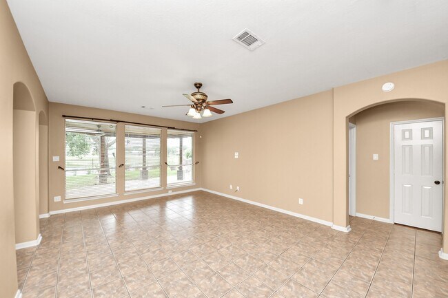 Building Photo - 24543 Pelican Hill Dr