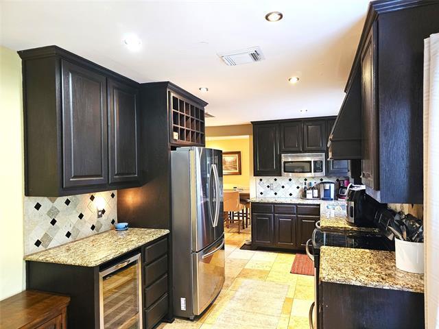 Building Photo - 3926 White Oak Ct