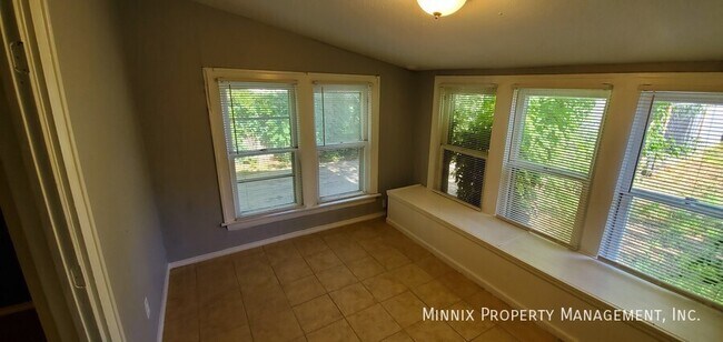 Building Photo - 2118 22nd St