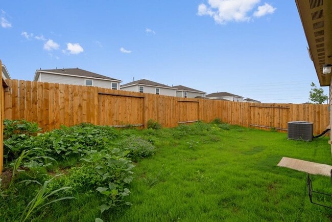 Building Photo - 3979 Turtle Creek