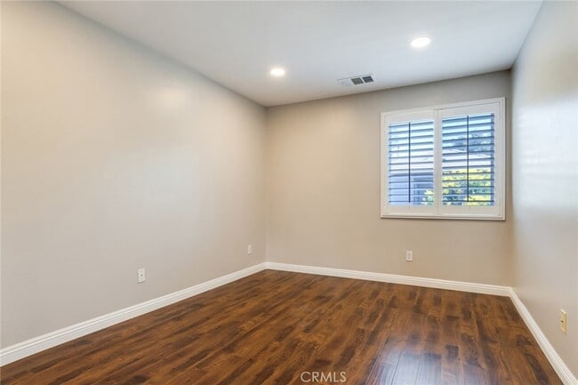 Building Photo - 1555 Orange Ave