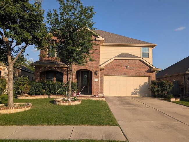 Building Photo - 2437 Millbrook Loop