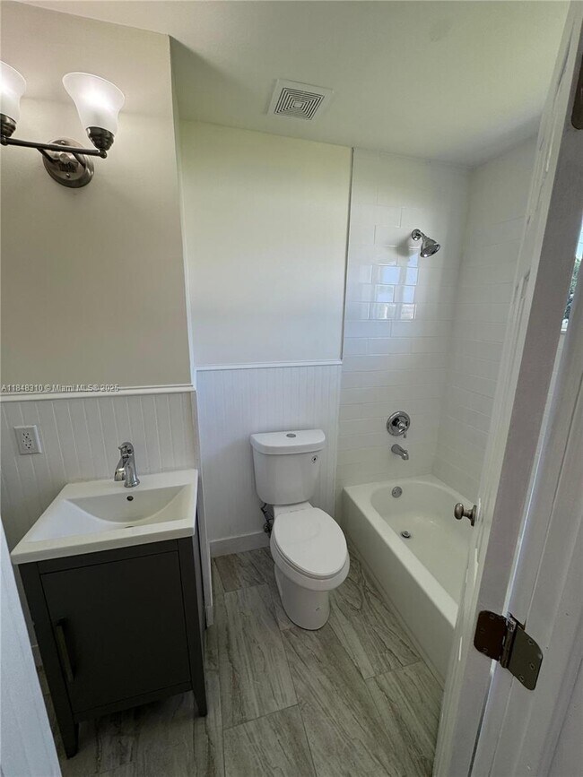 Building Photo - 10541 SW 184th St