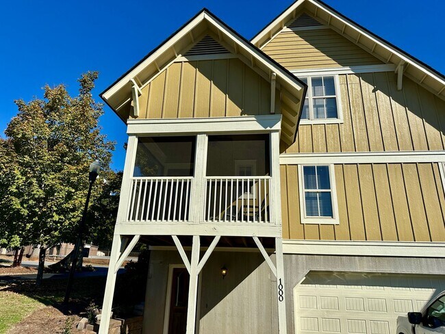Building Photo - The Retreat of Clemson