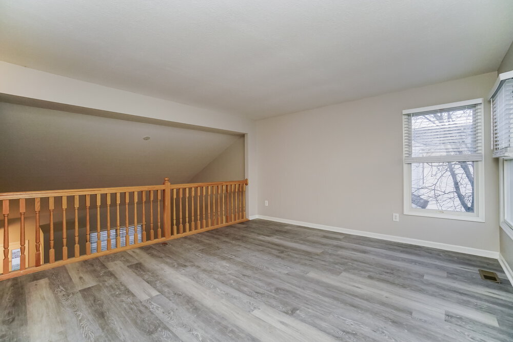 Building Photo - 438 Wheatfield Dr