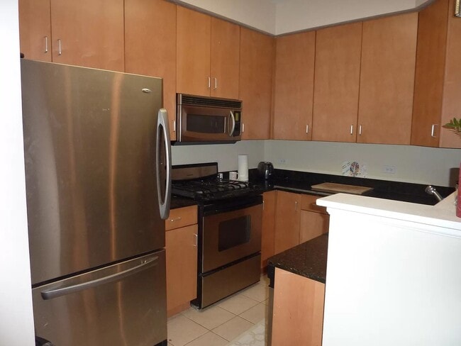 Kitchen - 804 Skokie Blvd