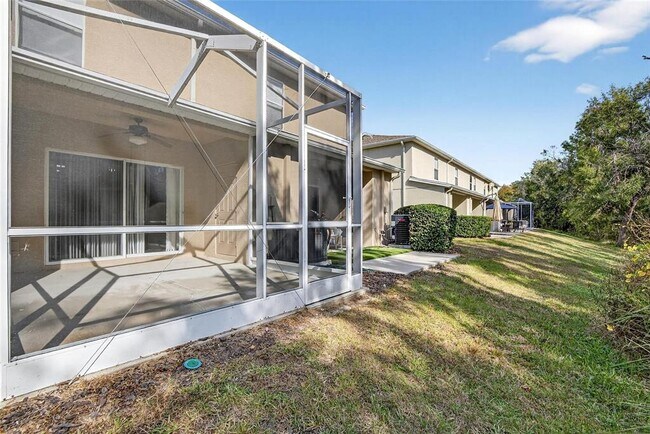 Building Photo - 15843 Fishhawk View Dr