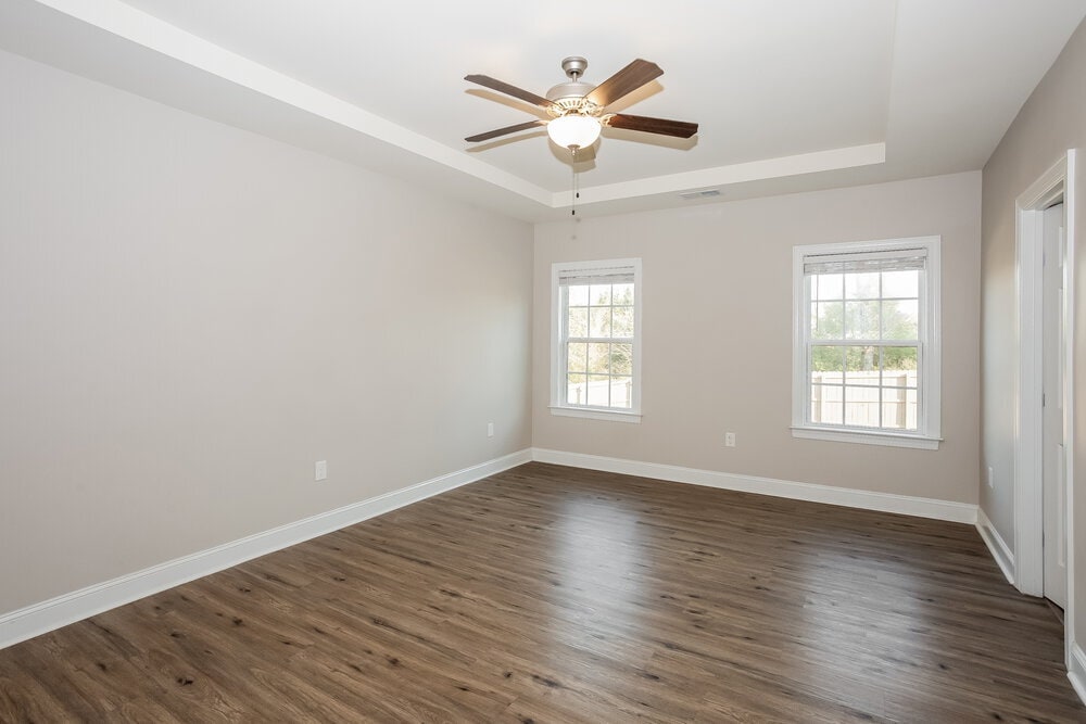 Building Photo - 12884 Hill Pine Rd