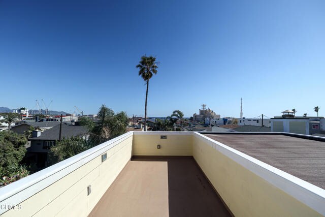 Building Photo - 121 Los Angeles Ave