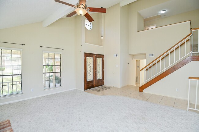 Building Photo - 3410 Streamside Ln