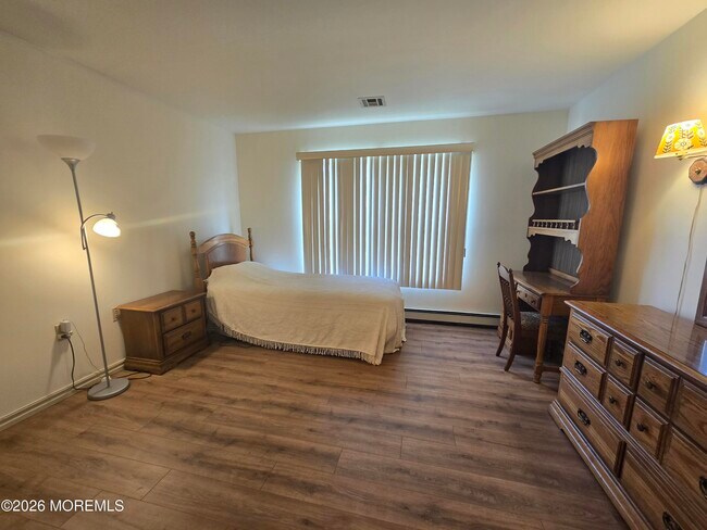 Building Photo - 4 Cordoba Ct