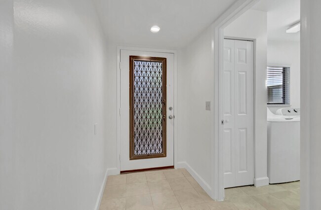 Building Photo - 15364 Lakes of Delray Blvd