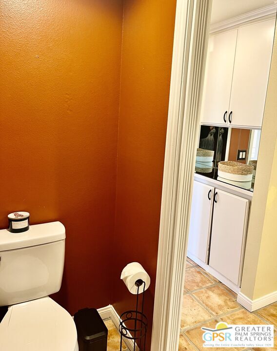 Building Photo - 2441 S Birdie Way