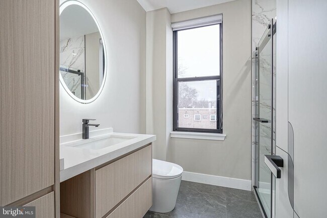 Building Photo - 4432 Wingate St