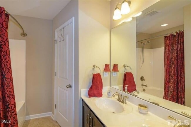 Building Photo - 408 Morgan Brook Way