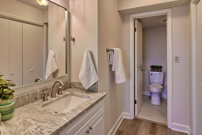 Building Photo - Modern Luxury Condo in Middleborough – Rec...
