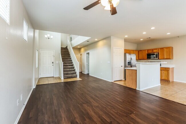 Building Photo - 6140 Withrow Downs St