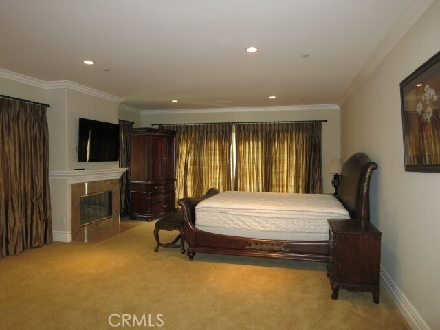 Building Photo - 2302 Crystal Ln