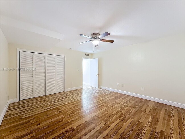 Building Photo - 2335 NE 172nd St