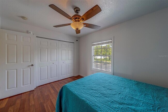 Building Photo - 5196 Beach Dr SE