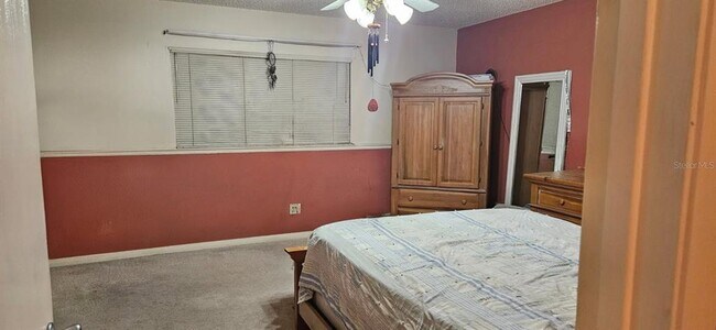 Building Photo - 8666 SW 92nd Ln