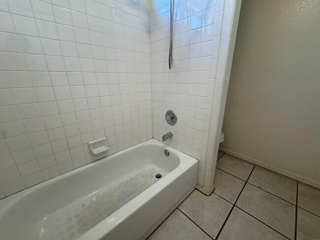 Building Photo - Spacious 4-Bedroom Home with Main-Level Primary Suite & 3-Car Garage