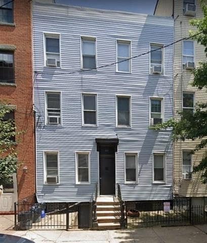 Building Photo - 311 Monroe St