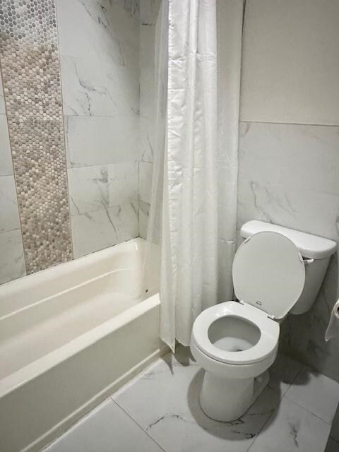 Building Photo - 132 HOPKINS Ave