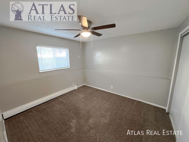 Building Photo - Amazing Newly Renovated 2 Bedroom Near His...