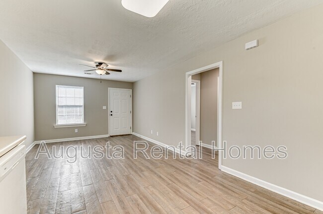 Building Photo - 1718A Hicks St