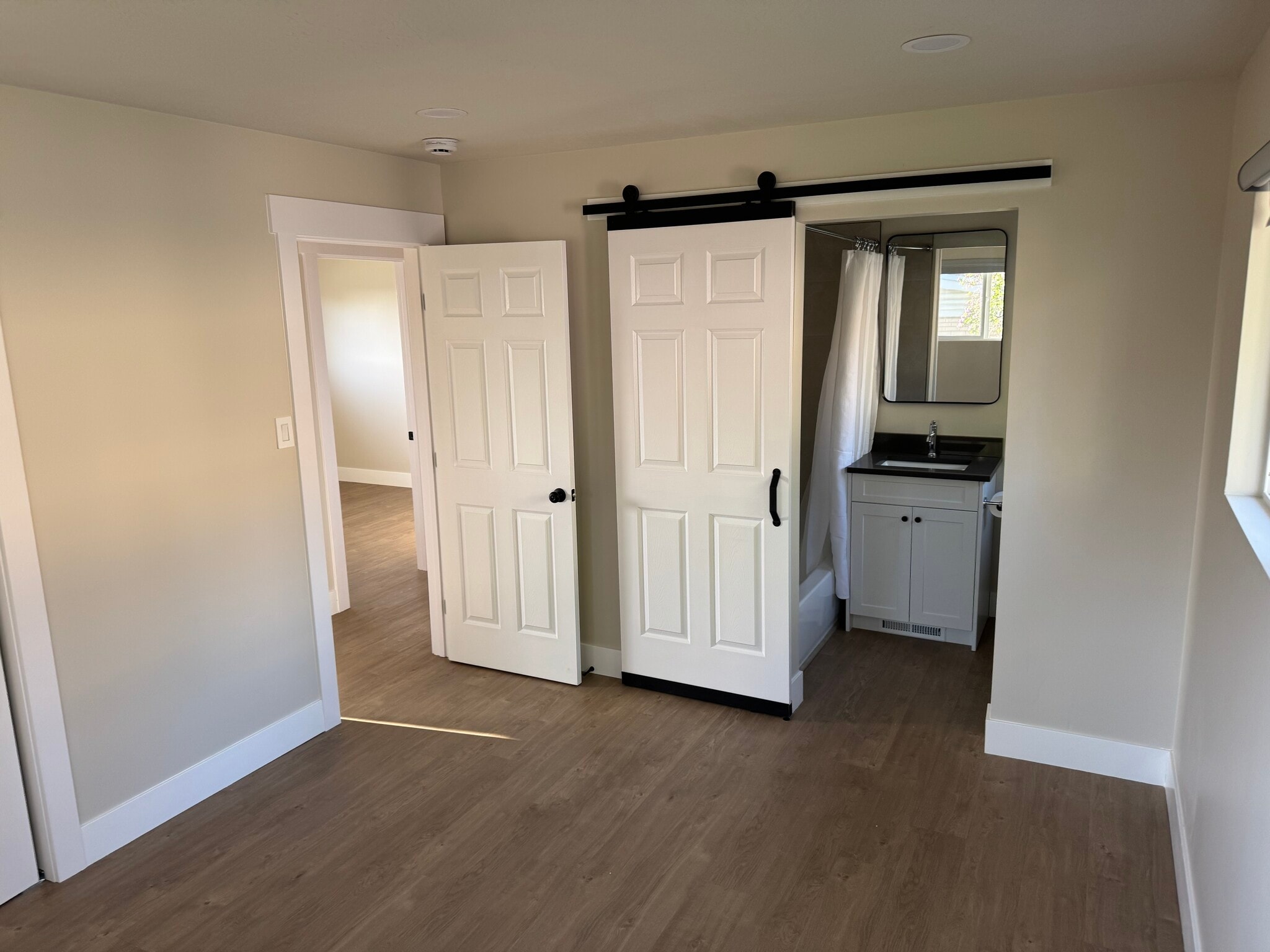 Master Bedroom - 825 S 650 E