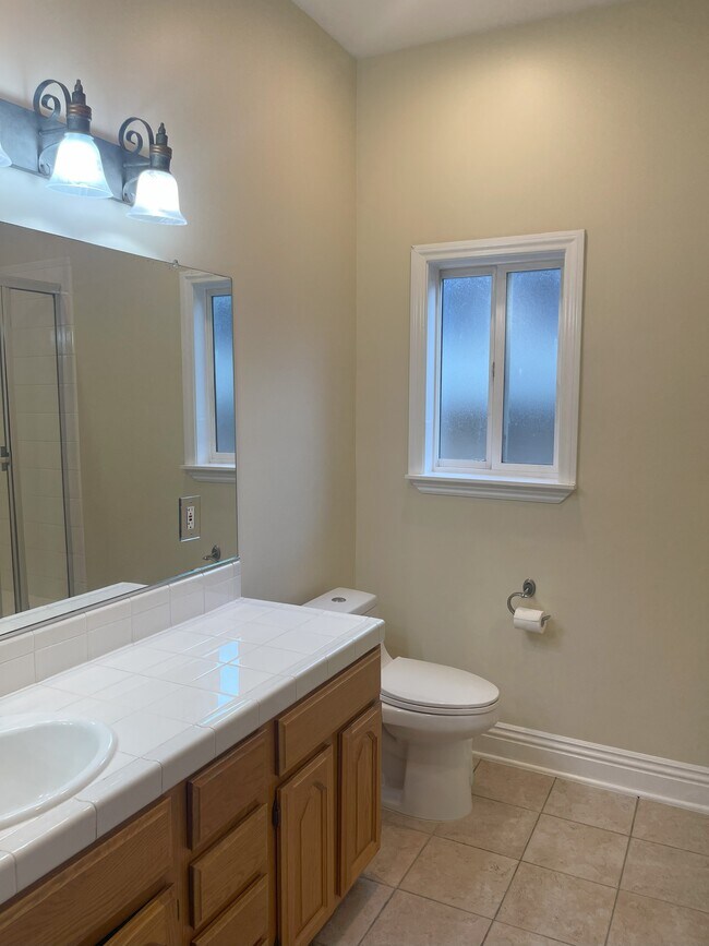 Building Photo - 14320 Hortense St