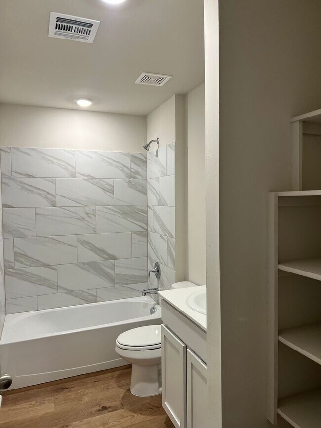 Building Photo - Brand New Spacious 4 Bedroom Home in Musta...