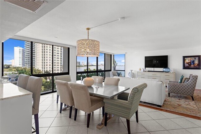 Building Photo - 3301 Bayshore Blvd