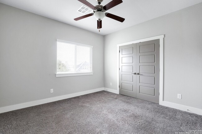 Building Photo - 507 Elmhurst Ave