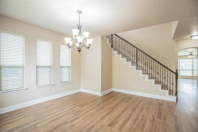 Building Photo - 728 Chatsworth Dr