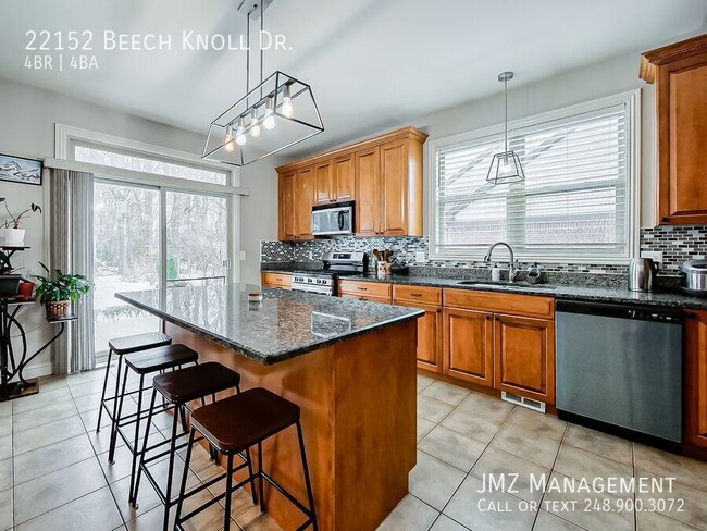 Building Photo - 22152 Beech Knoll Dr