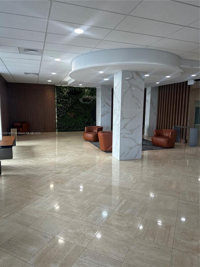 Building Photo - 250 174th St