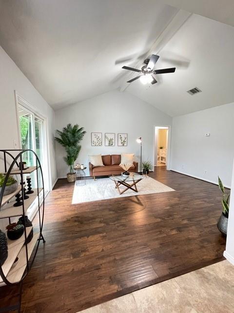 Building Photo - 2610 Carlow Dr