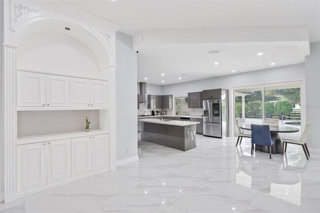 Building Photo - 10630 El Caballo Ct