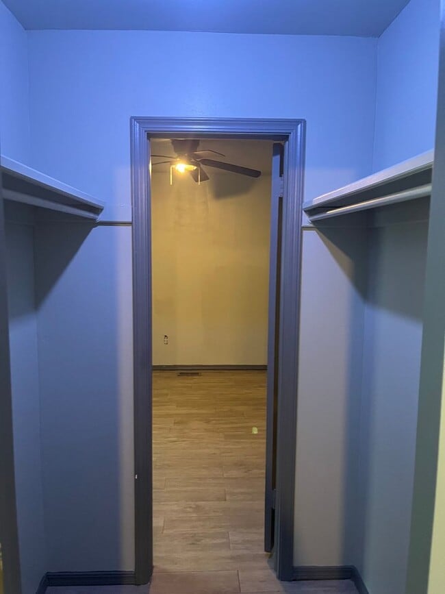 Building Photo - 2 Bedroom Duplex NW OKC