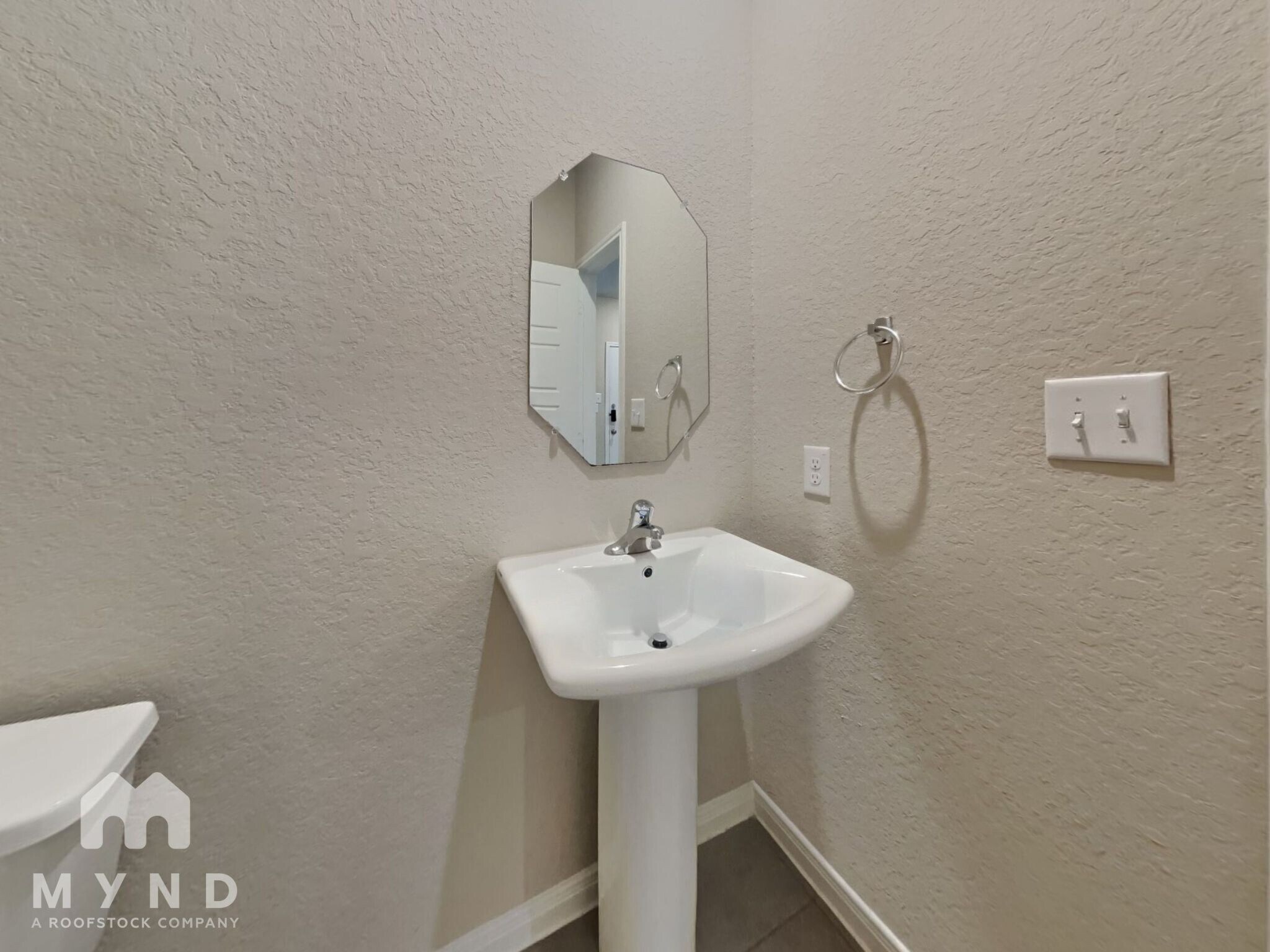 Building Photo - 6815 Titan Pk