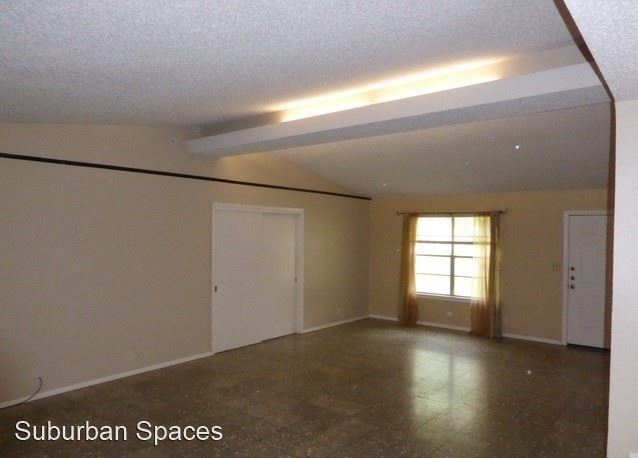 Building Photo - 2 br, 1 bath House - 801 Oblate Dr